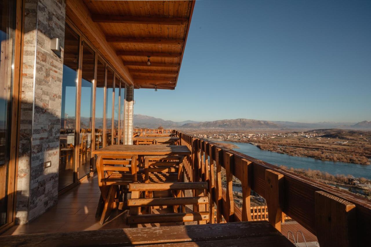 Hotel Wooden House Shkodra Exterior foto